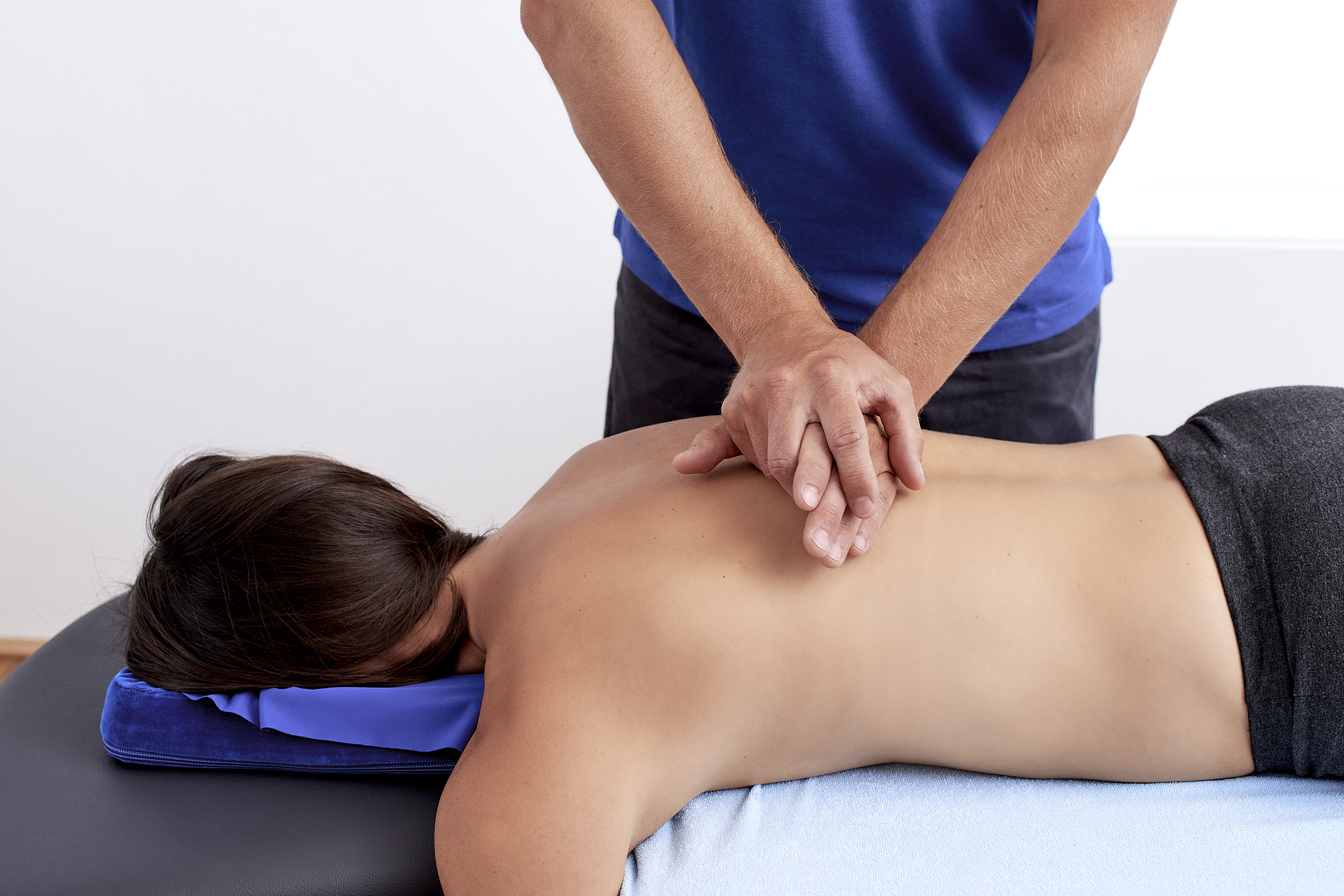 Manuelle Therapie Wirbelsäule Physiotherapie Connert Innsbruck